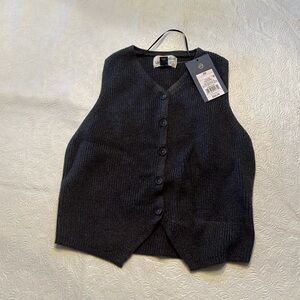 Dark grey sweater best from Target, size XS